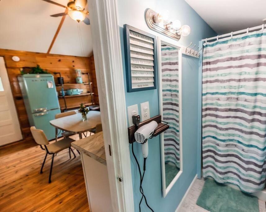 Big Blue Lake Cottages, Llc - Cottage #5 Holton Kültér fotó