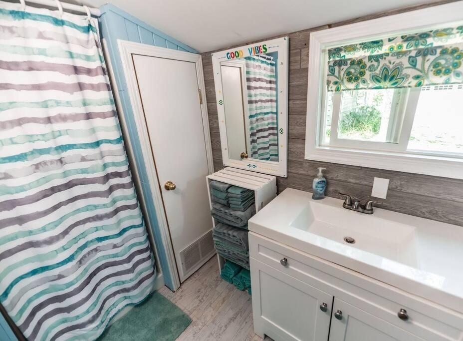 Big Blue Lake Cottages, Llc - Cottage #5 Holton Kültér fotó