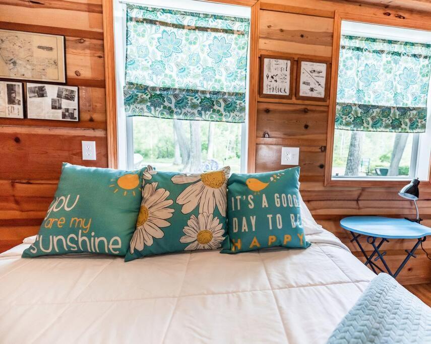 Big Blue Lake Cottages, Llc - Cottage #5 Holton Kültér fotó