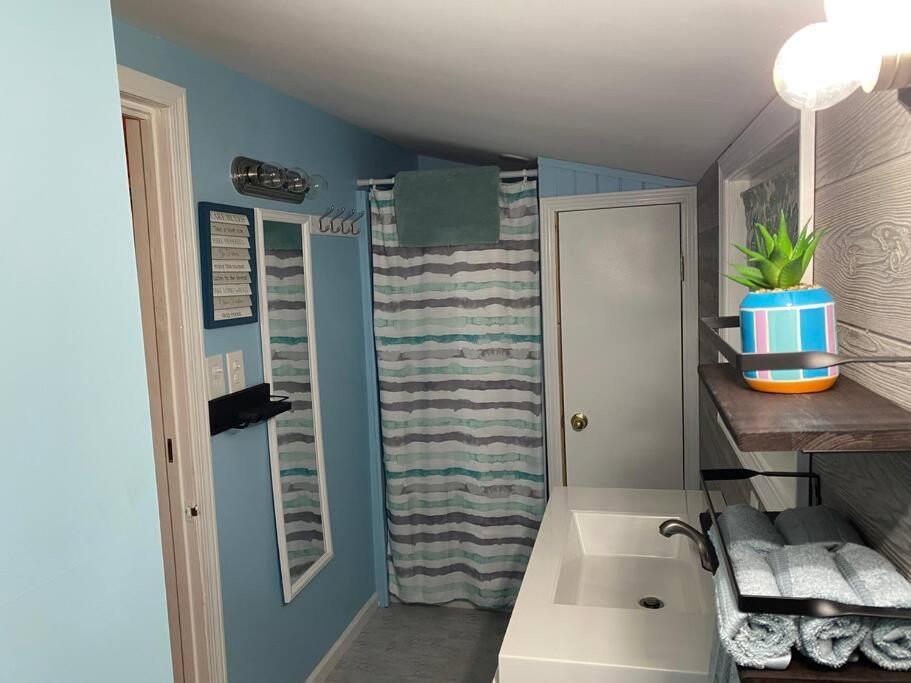 Big Blue Lake Cottages, Llc - Cottage #5 Holton Kültér fotó