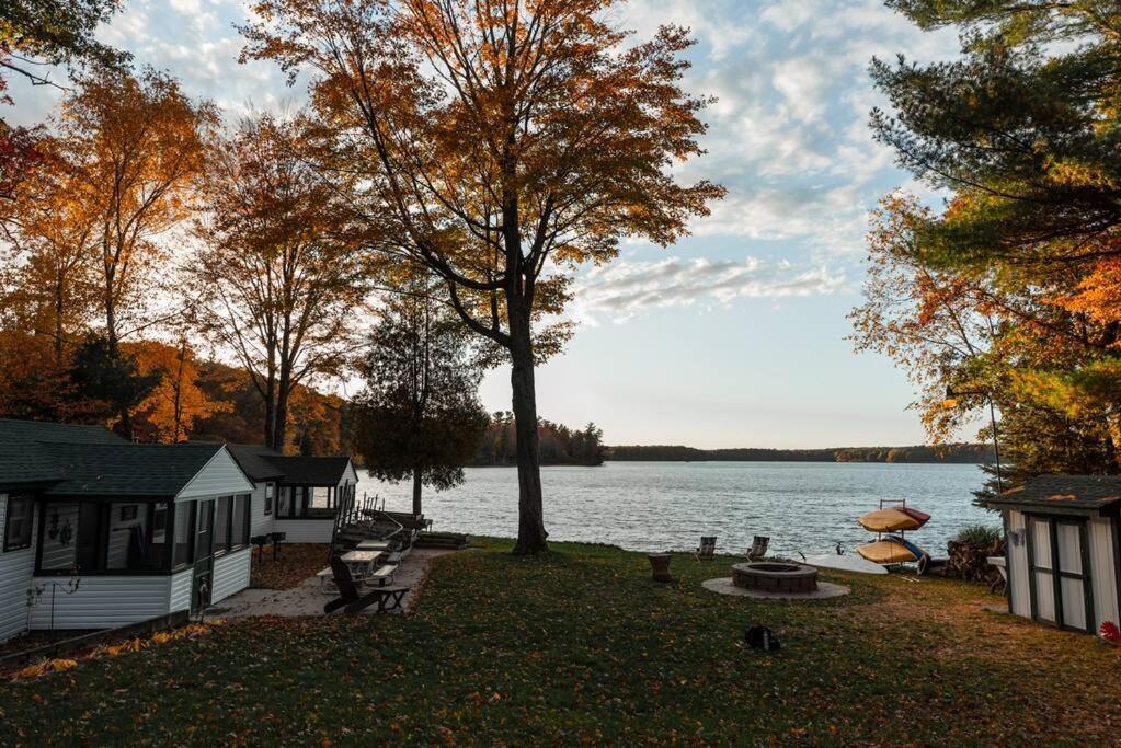 Big Blue Lake Cottages, Llc - Cottage #5 Holton Kültér fotó